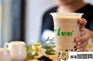 品牌餐饮排行榜-
sz加盟网饮品排行榜前10强哪个品牌更赚钱？