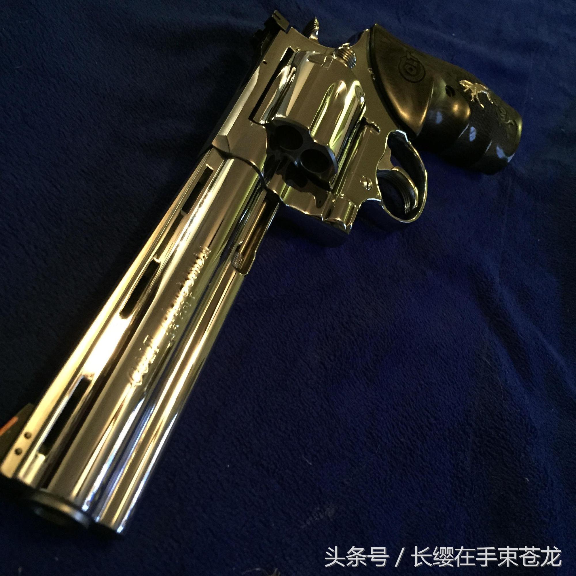 世界名枪 柯尔特巨蟒左轮手枪 世界上好的左轮之一