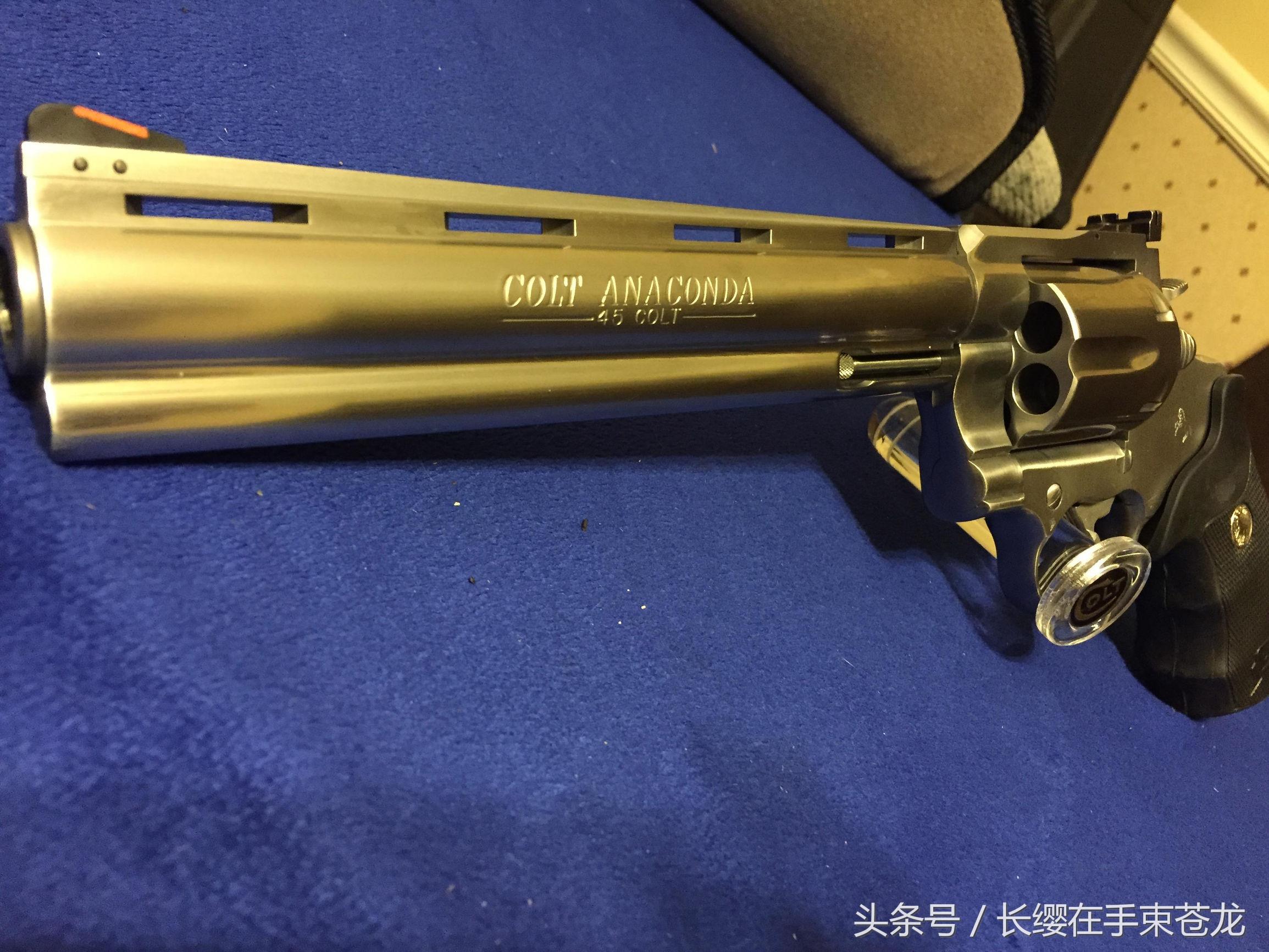 世界名枪 柯尔特巨蟒左轮手枪 世界上好的左轮之一
