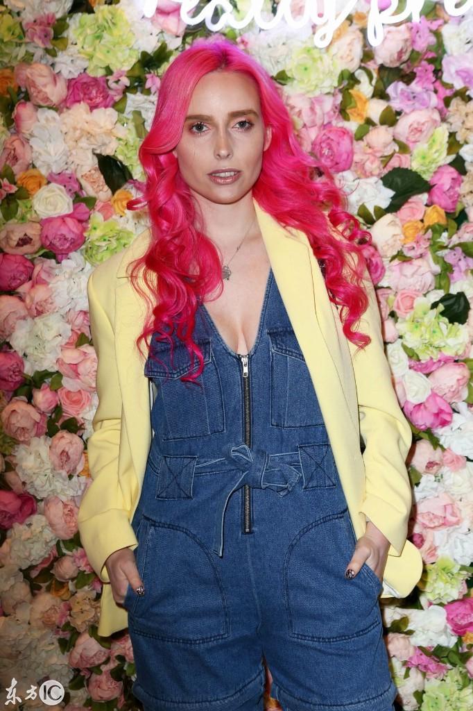 纽约，互联网快美妆品牌Winky Lux 春季新品活动上的模特们